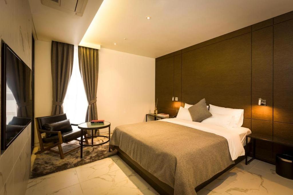 Trang Blue Hotel Сеул Экстерьер фото