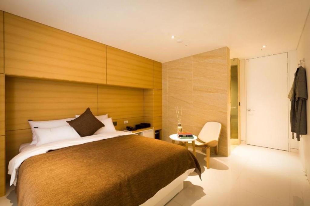 Trang Blue Hotel Сеул Экстерьер фото