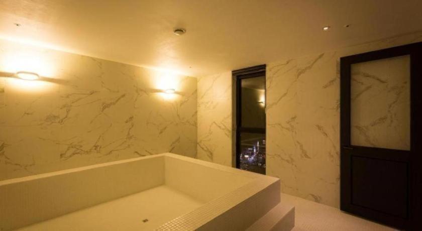 Trang Blue Hotel Сеул Экстерьер фото