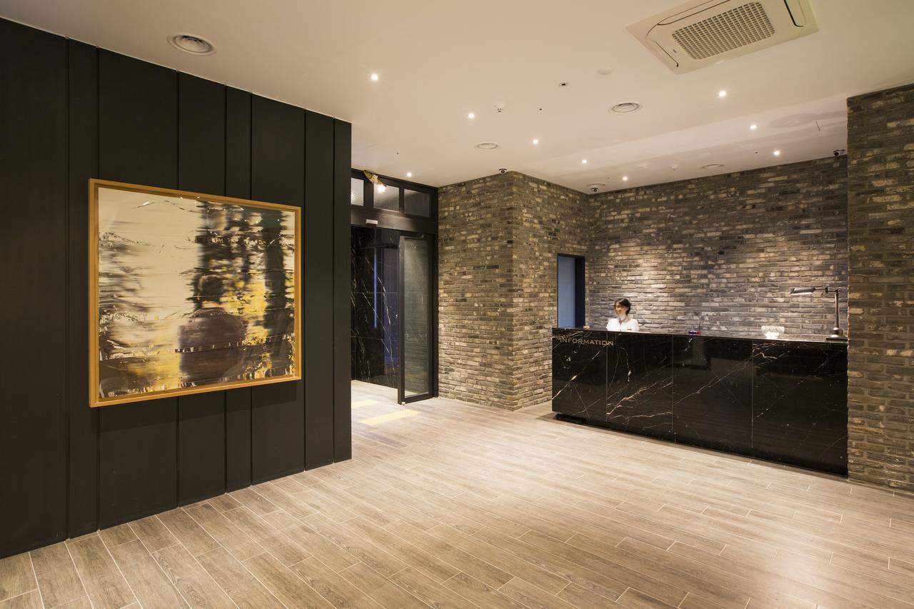 Trang Blue Hotel Сеул Экстерьер фото