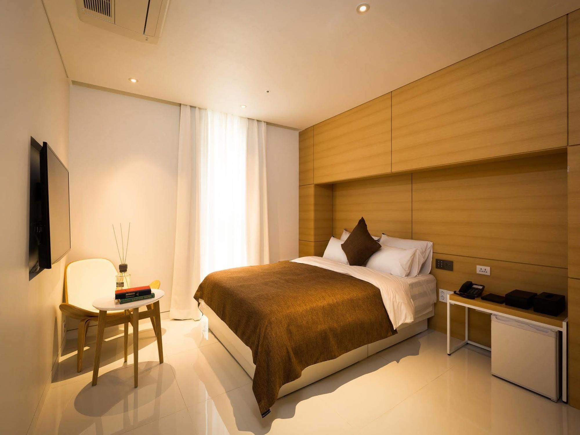 Trang Blue Hotel Сеул Экстерьер фото