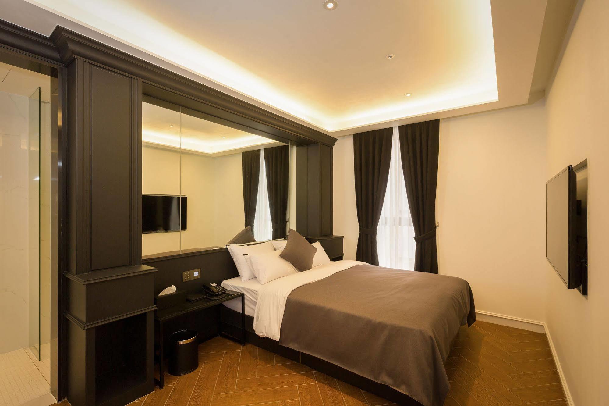 Trang Blue Hotel Сеул Экстерьер фото